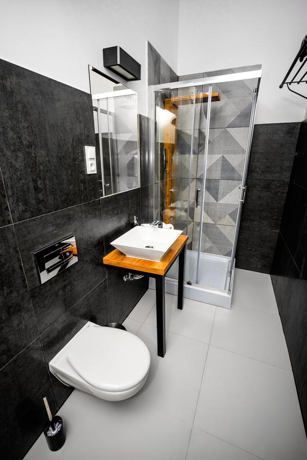 Luxaparts Краков Экстерьер фото